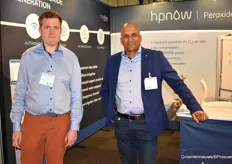 Jan Jacob Mekes and Tiret Dewnarain of HP Now were at the fair to promote their installations. With this clever piece of technology, you have your own H2 O2 installation in the greenhouse, which not only benefits your plants but also keeps your entire pipeline system clean.                             
